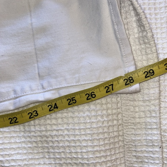 Kut from the Kloth white cropped Jeans. Cameron straight leg. Mid rise - Picture 12 of 14